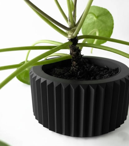 Rilas Pflanztopf – Eleganter 3D-Pflanztopf mit klarer Linienstruktur