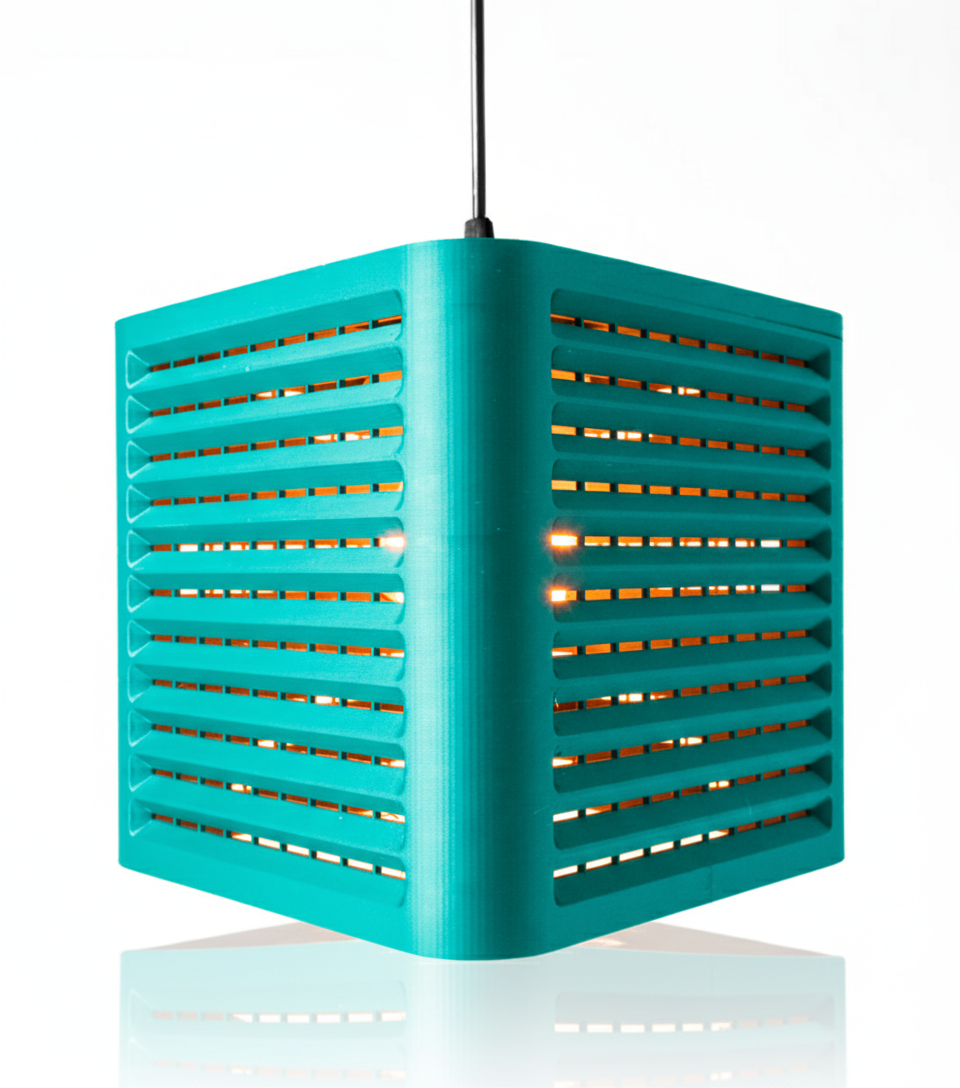 "Coro" – 3D-gedruckte Designleuchte mit klarer Linienführung und moderner Struktur