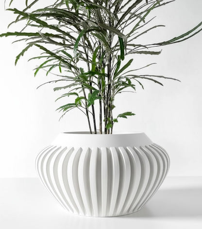 Caios Pflanztopf – Architektonische Eleganz im 3D-Design