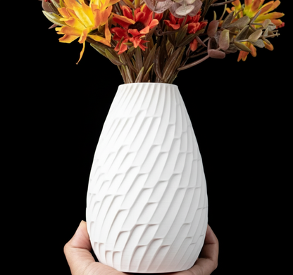 Vase "Tavon" – 3D-gedruckte Kunst mit rhythmischer Textur